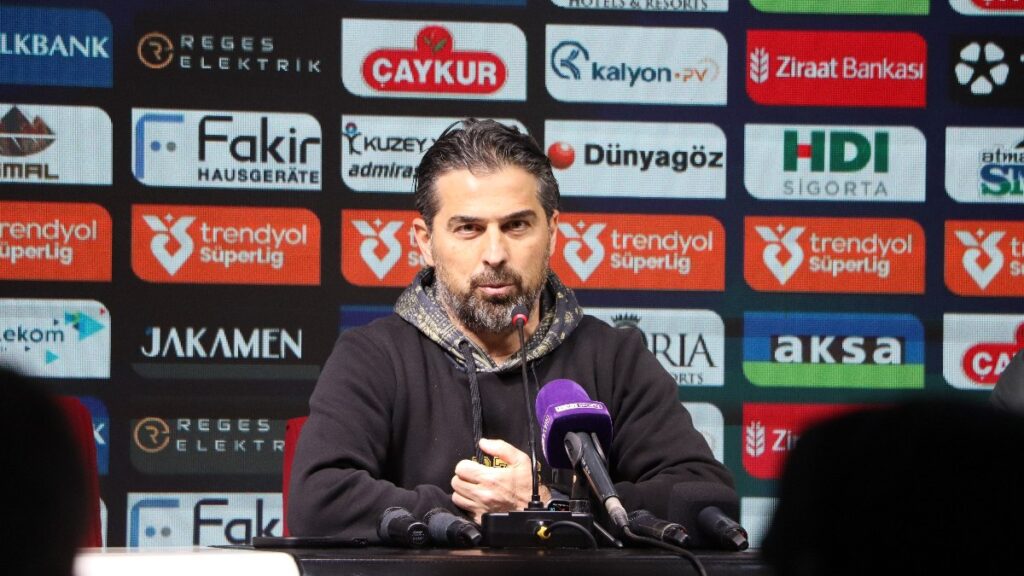 Rizespor Teknik Direktörü İlhan Palut, Adana Demirspor Maçını Değerlendirdi: “Çalışmaya Devam Edeceğiz”